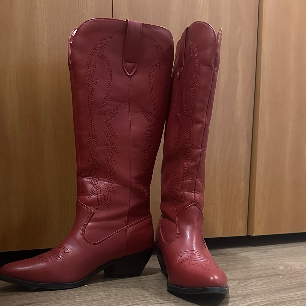 Women's Red Cowboy Boots